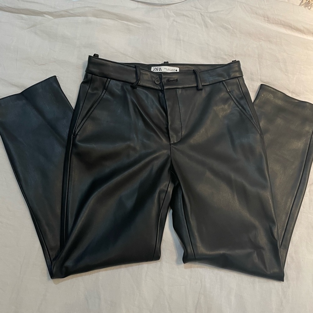 Zara low rise crop faux leather pants